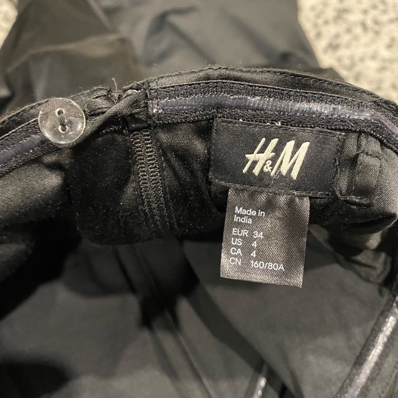 *sold* Little black dress - Picture 9 of 10